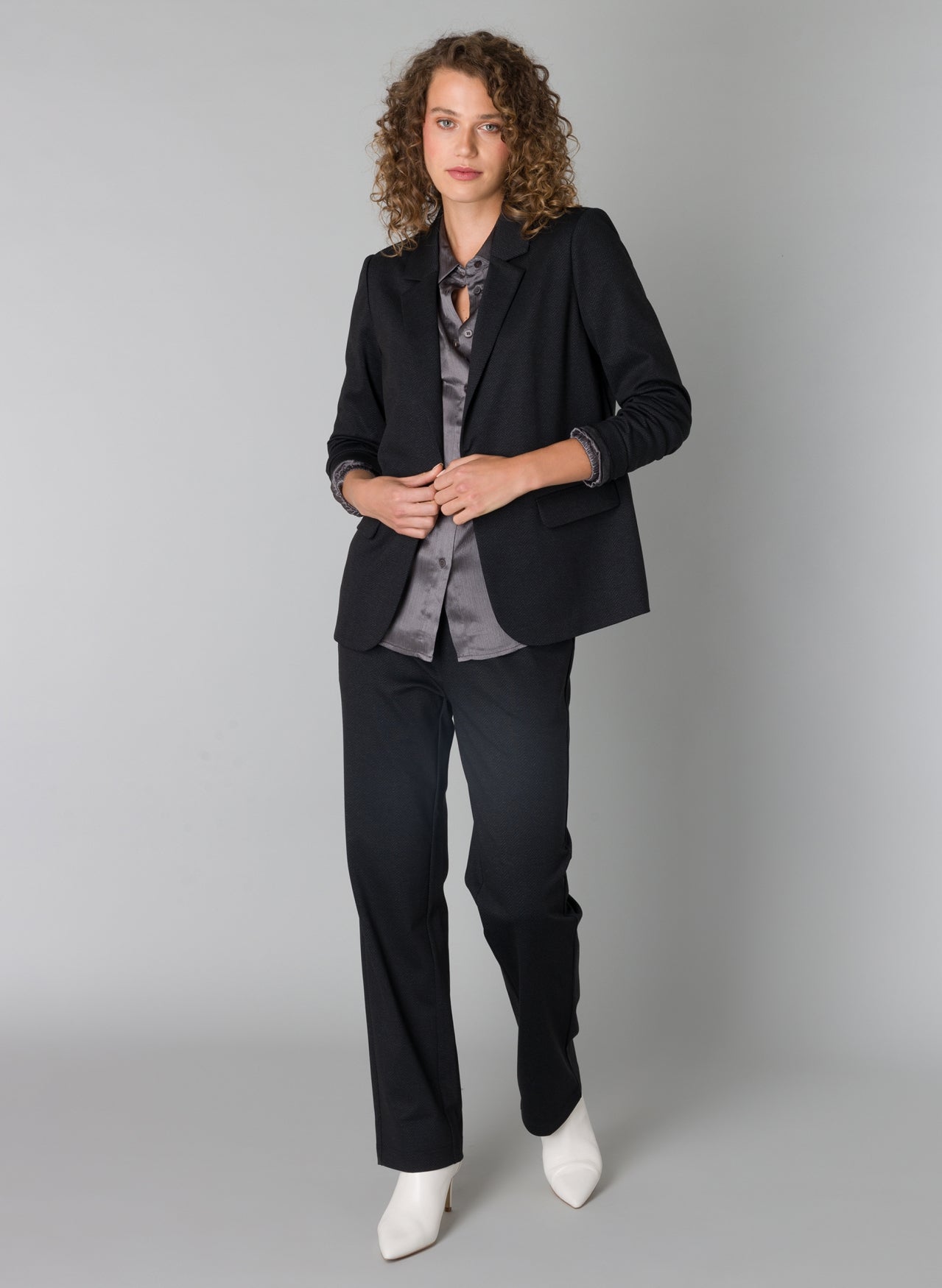 Solana Blazer - by Yest