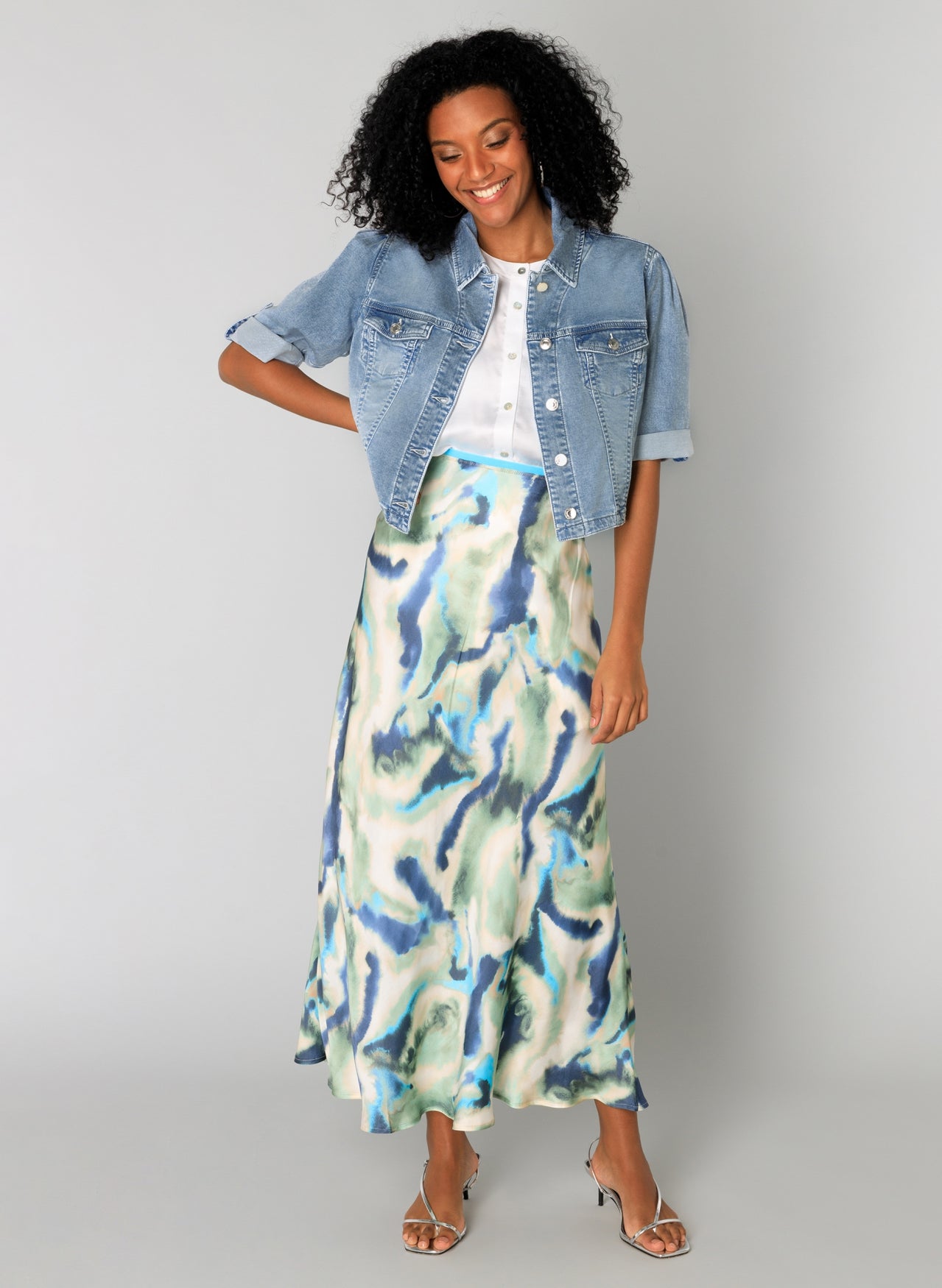 Samma Cropped Denim Jacket