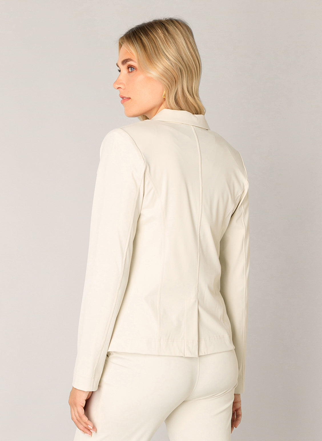 Thea Blazer - by Base Level