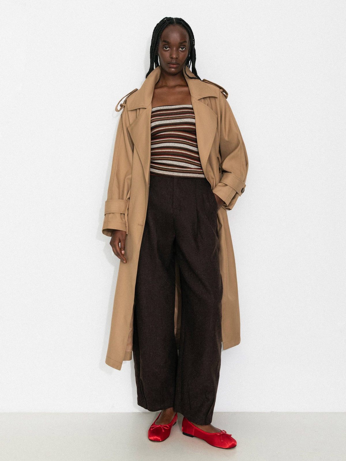 Classic British-Style Double-Breasted Trench Coat: Khaki / S