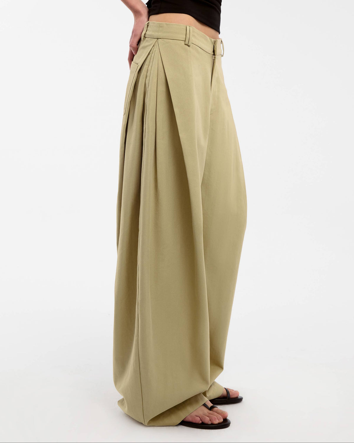 Wide-Leg Tapered Tailored Trousers