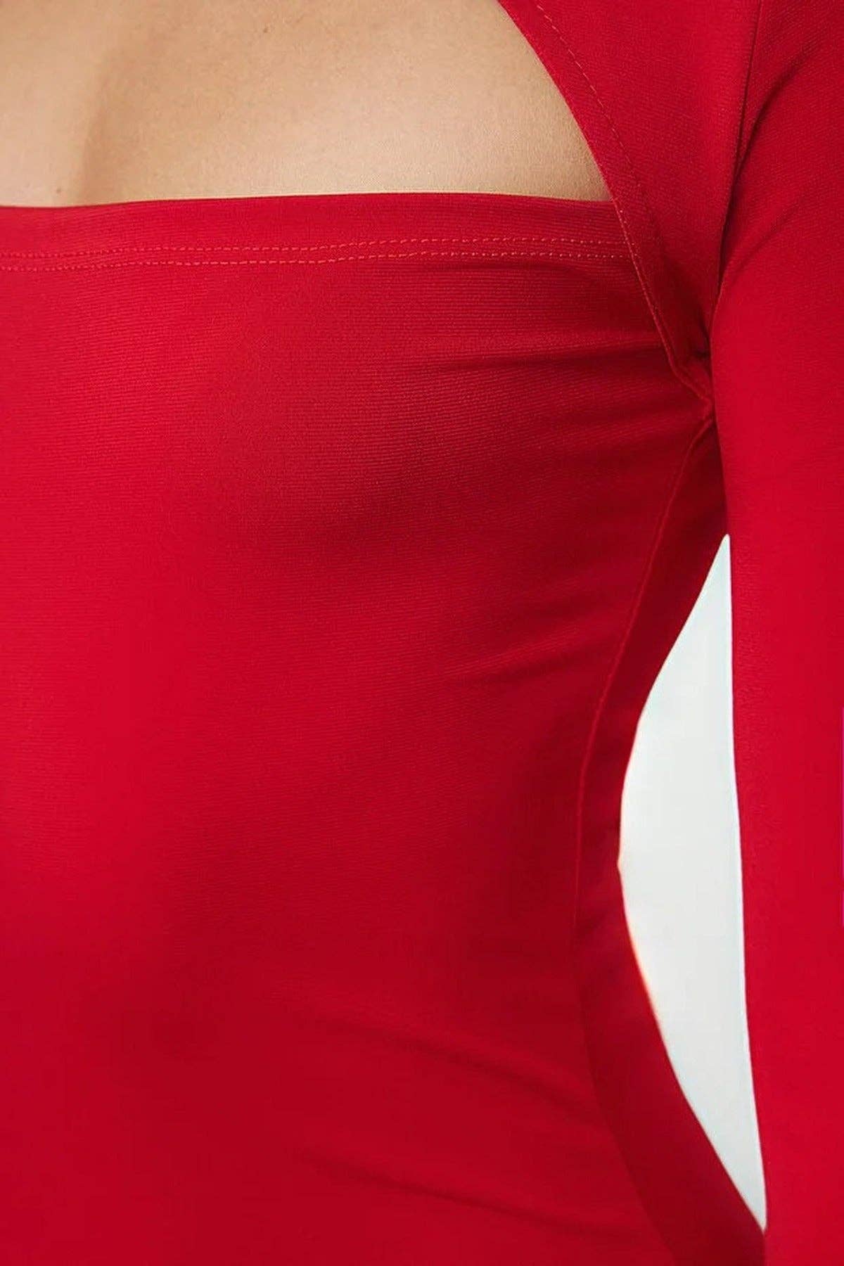 Poppy Cut Out Detail Evening Dress - Red