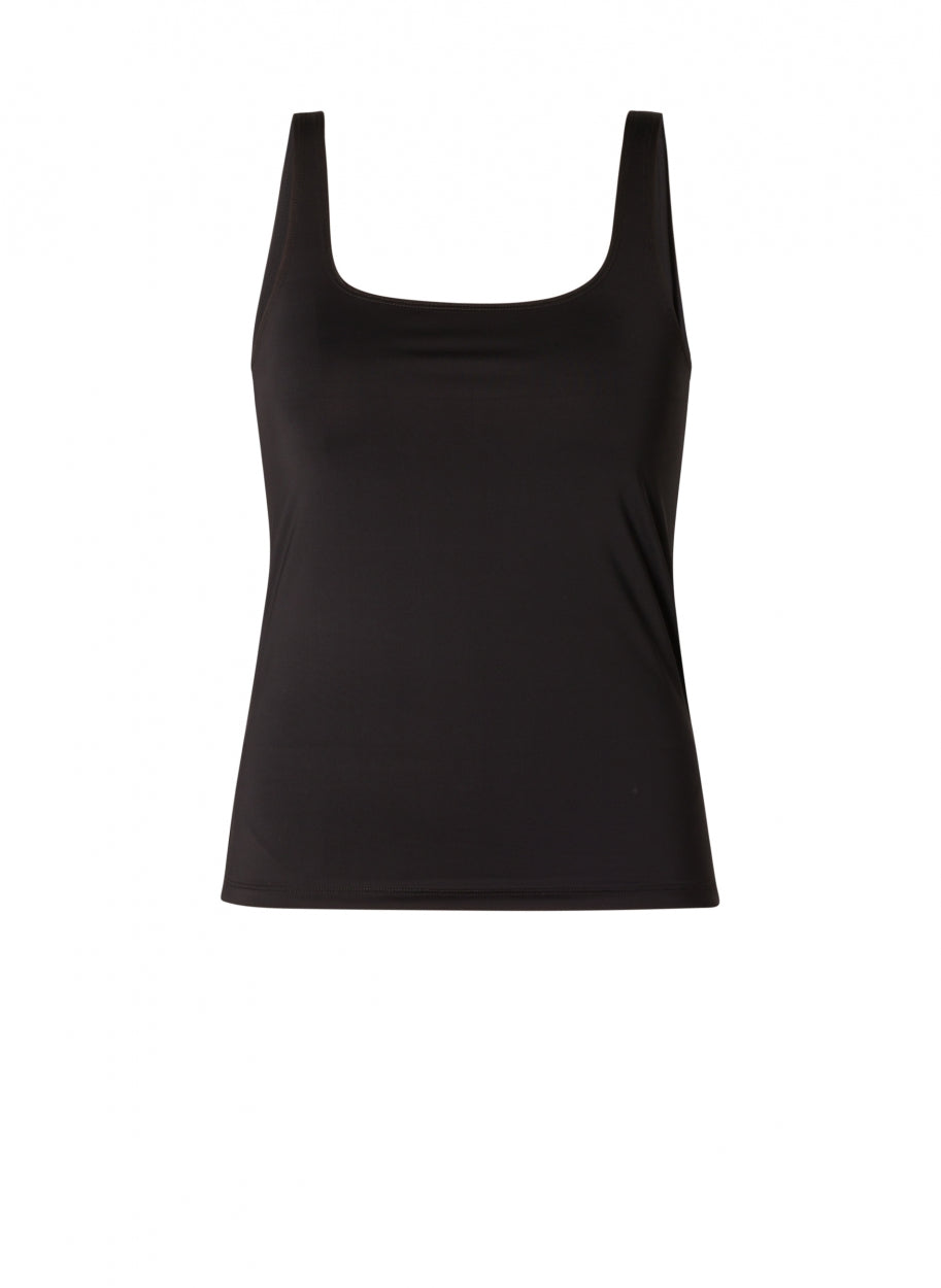 Yan Vest - by Base Level