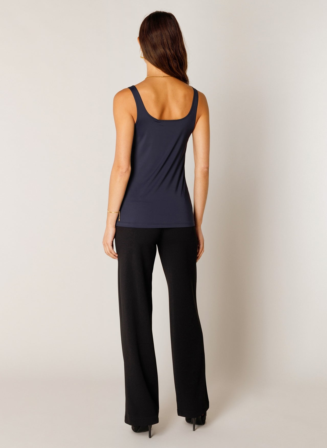 Yan Vest - by Base Level