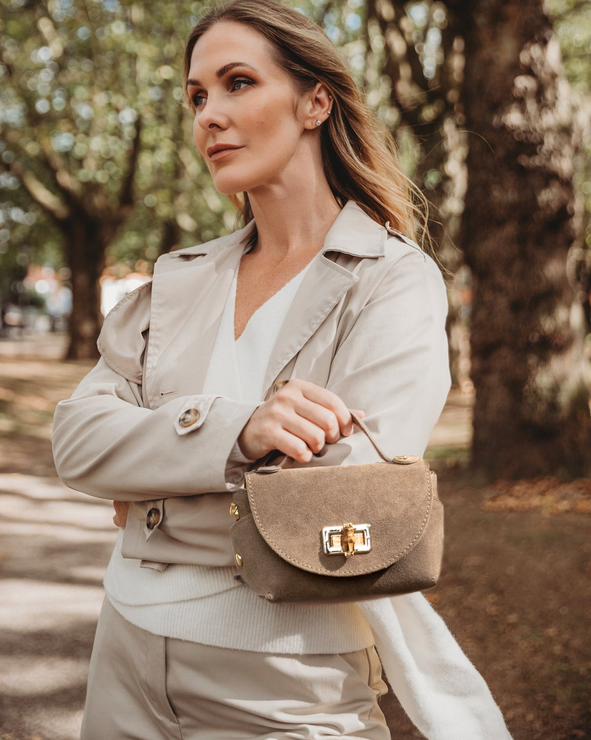 Bamboo Twist Clasp - Mink Suede