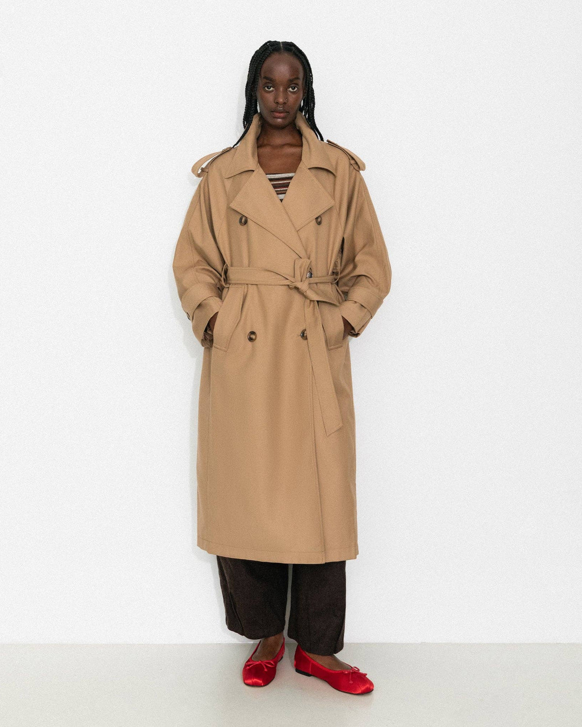 Classic British-Style Double-Breasted Trench Coat: Khaki / S