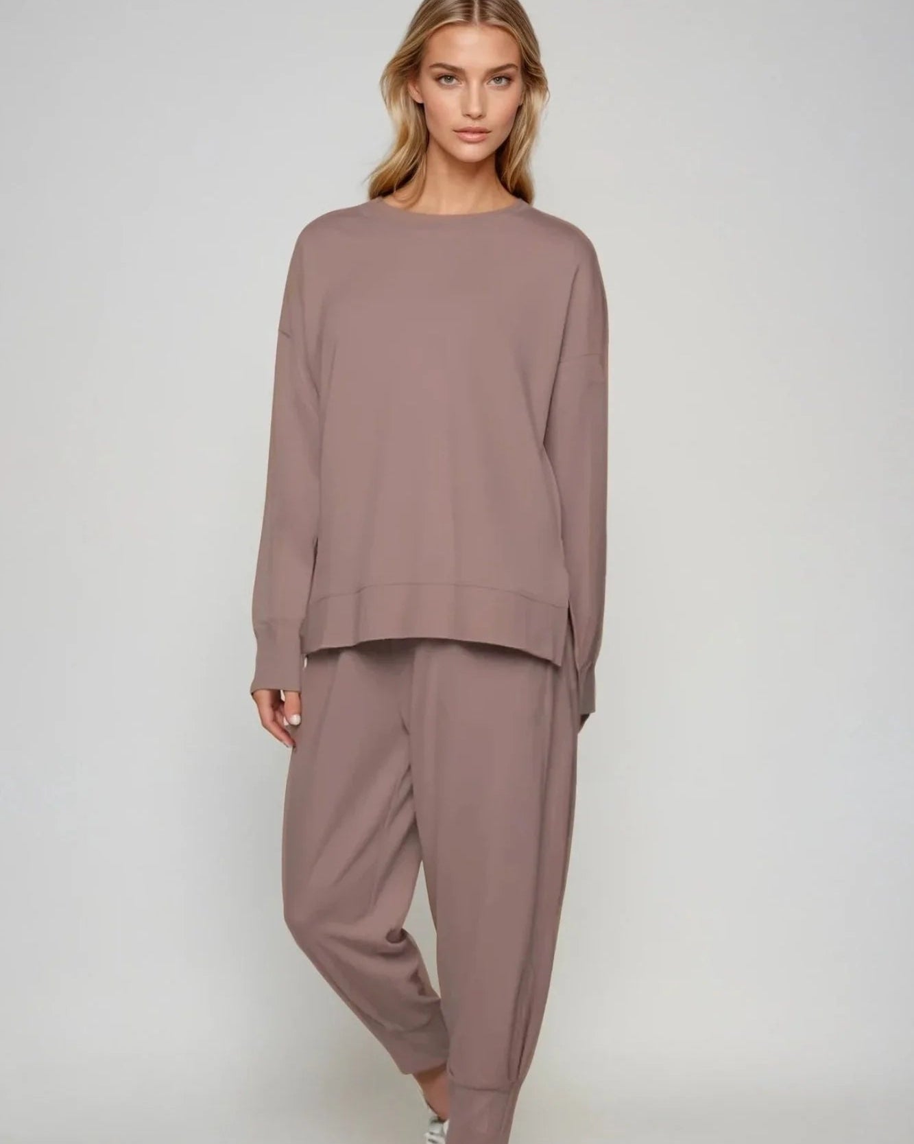Supersoft Cuffed Sweatpant - Taupe - by Born Nouli