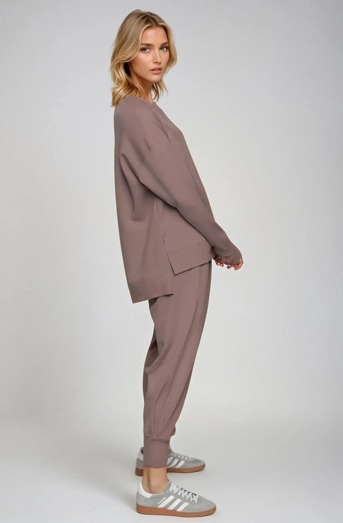 Supersoft Cuffed Sweatpant - Taupe - by Born Nouli