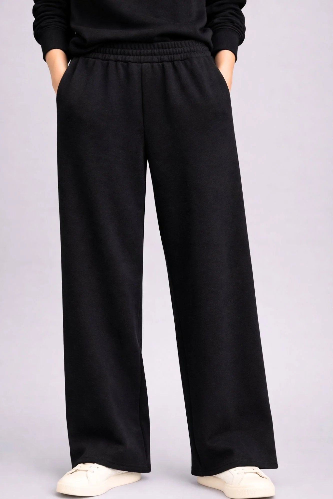 Supersoft Wide Leg Sweatpant - Black - by Born Nouli
